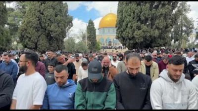 Riaperta a Gersualemme la moschea Al-Aqsa per il venerdì di preghiera