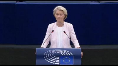 Green Deal, migranti e stop polarizzazione: si vota per Von der Leyen