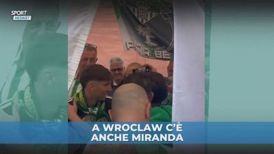 Conference League, tifoso speciale per il Betis: c'è Miranda