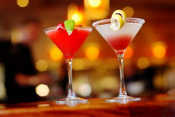 Bar Shaker Cocktail