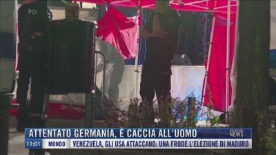 Breaking News delle 11.00 | Attentato Germania, è caccia all'uomo