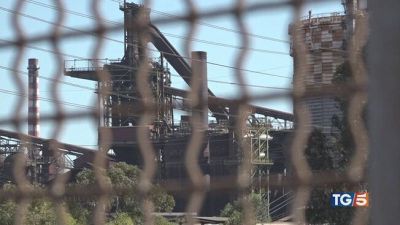 Incendio all'ex Ilva Allarme occupazione