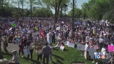 Usa: manifestazioni e proteste contro Trump