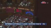 Breaking News delle 21.30 | Riforma elettorale è legge, governo esulta