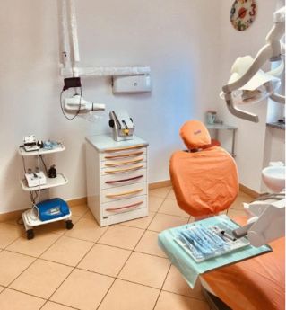 Gusmano Dr. Luca - Studio Dentistico