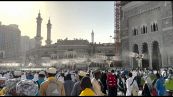 Pellegrini musulmani sfidano il caldo alla Mecca per l'Hajj
