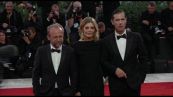 Venezia, l'eleganza di Chiara Mastroianni sul red carpet
