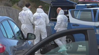 Ilaria accoltellata dall'ex fidanzato coi genitori in casa