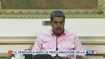 Accuse di brogli, scontri e arresti