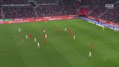 Il Bayern ne fa tre all'Augsburg: i gol. Ma perde anche Musiala