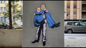 Berlusconi in braccio a Berlinguer, un murale celebra i due politici