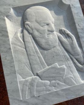 Scultura di Padre Pio effettuata con pantografo a controllo numerico
