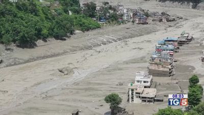 Collasso ghiacciaio causa dell'alluvione