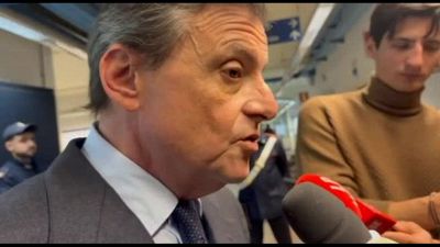 Regeni, Calenda: governo cambi atteggiamento con l'Egitto