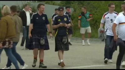 L'Allianz Arena di Monaco invasa dai tifosi in kilt