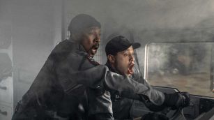 Prime Video, le uscite dell'estate 2025: Eddie Murphy e Pete Davidson fuori di testa con Eva Longoria