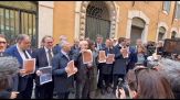 Roma, omaggio dei parlamentari centrosinistra alla targa di Spinelli