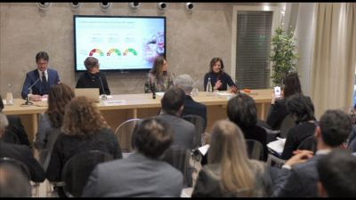 Menopausa, sensibilizzare e conoscere