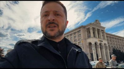 Zelensky: quella di Mosca sarà una parata di menzogne e cinismo