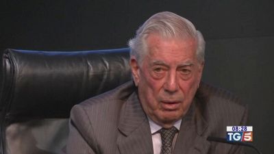 Morto Vargas Llosa, premio Nobel nel 2010