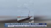 Breaking News delle 17.00 | Aereo precipitato in Kazakistan: 38 morti