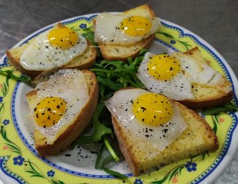 pane con uova