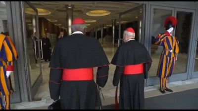I cardinali alla nona congregazione in Vaticano prima del conclave