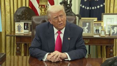 Minacce di Trump senza fine, "Nessuno si salverà dai dazi"