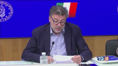 Giorgetti: "Sulla manovra un approccio prudente"