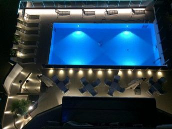 piscina notturna; grand hotel playa; lignano sabbiadoro.