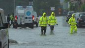 Milano flagellata dalla pioggia, traffico in tilt e allagamenti