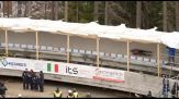 Olimpiadi 2026, inaugurato a Cortina la pista di bob, slittino e skeleton