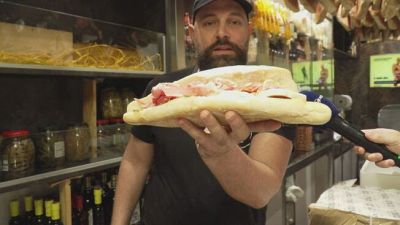 "I bambini italiani ingrassano per la pizza, il pane e la pasta"