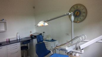 Studio dentistico Claudia Biagi penombra
