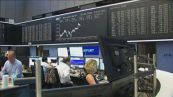 Giù la Borsa, sale lo spread, mercati nella bufera per debito e prezzi