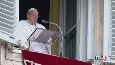 Papa Francesco: "Mai dimenticare la Shoah"