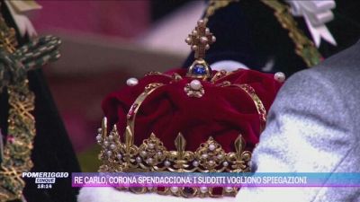 Re Carlo, corona spendacciona: i sudditi vogliono spiegazioni