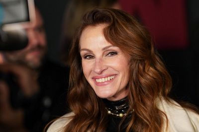 Biancaneve, Julia Roberts è perfida: i guai causati alla figliastra