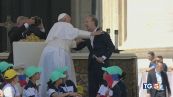 Francesco e i bambini, Benigni incanta tutti