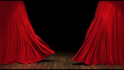 Al Teatro Duse di Bologna il sipario è già un'opera d'arte