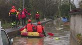Alluvione a Gorizia, esonda il fiume Torre, gli sfollati salvati sui tetti