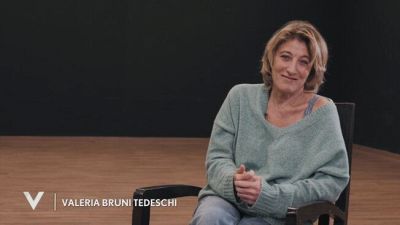 Valeria Golino e i saluti di Valeria Bruni Tedeschi
