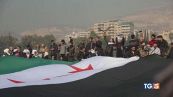 Siria, prove di regime Depositi armi, raid Idf