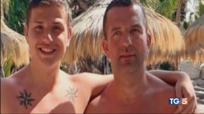 Domiciliari al giovane che ha ucciso il padre