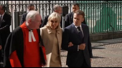 Londra, Macron in visita all'Abbazia di Westminster