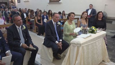 I 300 invitati, l'Ave maria cantata da Katia Ricciarelli, fuochi d'artificio