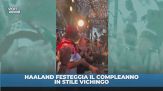 Haaland con il casco vichingo