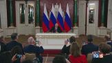 Putin: "Ora trattiamo", Zelensky: "Lo aspetto"