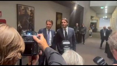 Giuseppe Conte a sorpresa all'incontro con Susan Sarandon a Roma