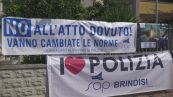 Sit in per i due agenti indagati per aver ucciso il killer del brigadiere